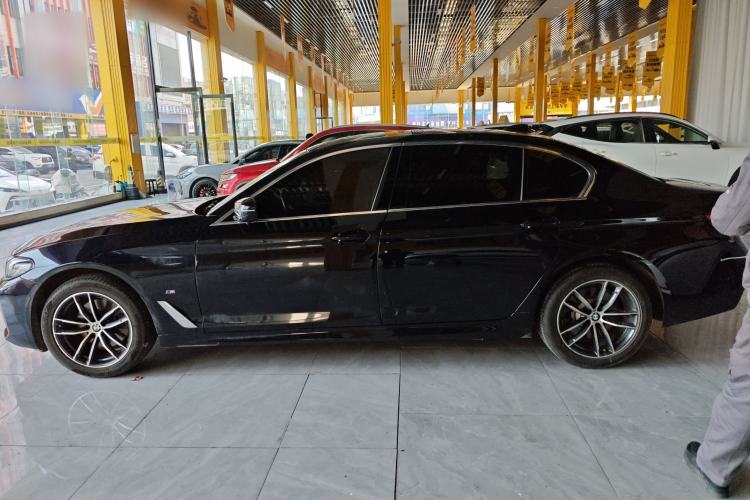 Used BMW 5 Series 2022 Restyled 525Li M Sport Package
