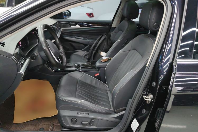 Used Volkswagen Passat 2022 330TSI Starry Luxury Edition