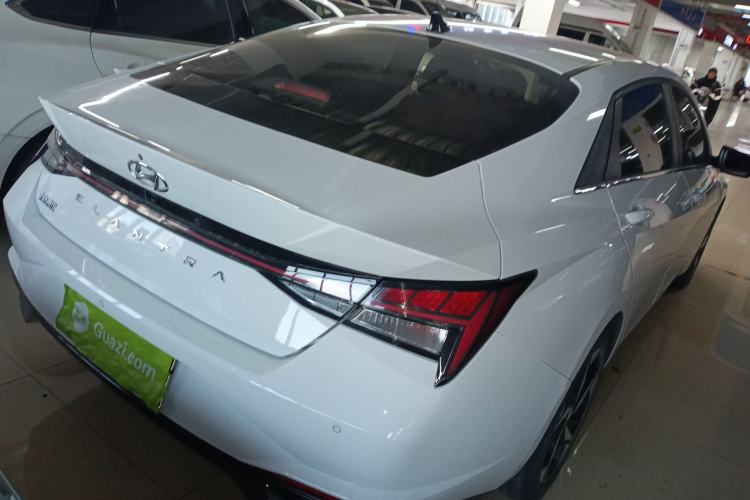 Used Hyundai Elantra 2021 1.5L CVT LUX Prestige Edition