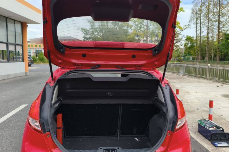 Used Ford Fiesta 2013 Hatchback 1.5L Automatic Fashion Edition
