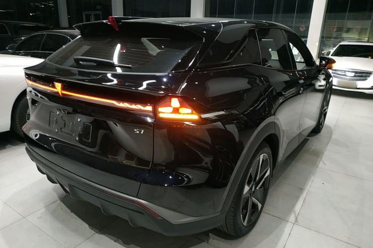 Used  S07 2023 200Max Range-Extended Version
