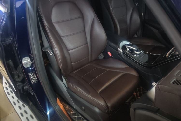 Used Mercedes-Benz GLC 2017 GLC 260 4MATIC Luxury Model