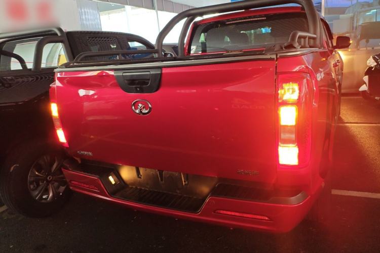 Used Great Wall Poer 2021 2.0T Commercial Version Automatic Diesel 4x4 Elite Long-Box GW4D20M