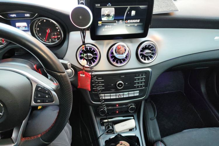 Used Mercedes-Benz CLA 2018 CLA 220 4MATIC
