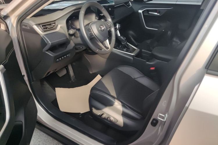 Used Toyota Wildlander 2023 Dual-Motor 2.5L E-CVT Four-Wheel Drive Prestige Edition