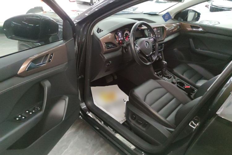 Used Volkswagen Tharu 2020 280TSI Two-Wheel Drive Luxury Plus Version China VI Standard