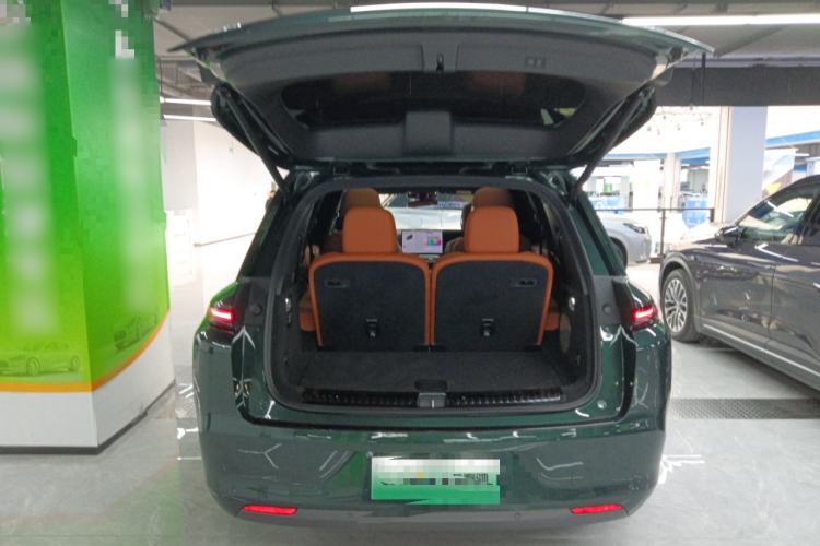 Used Li Auto L8 2023 Max model