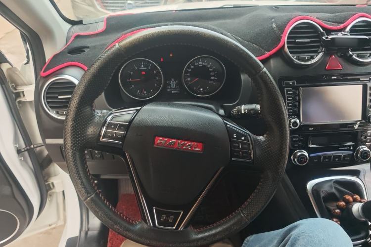 Used Haval H6 2015 Upgraded Model 1.5T Manual Two-Wheel Drive Elite Version
