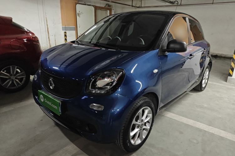 Used  forfour 2018 1.0L 52 kW Dynamic Edition
