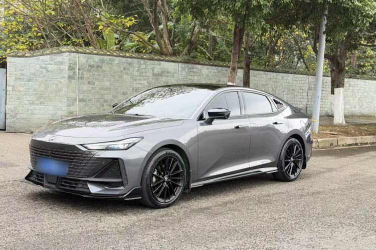 Used Changan UNI-V 2023 1.5T Sport Edition