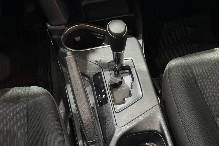 Used Toyota RAV4 2018 2.0L CVT Two-Wheel Drive Fashion X Edition
