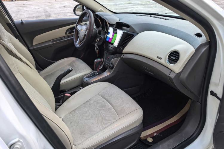 Used Chevrolet Cruze 2015 1.5L Classic SE AT
