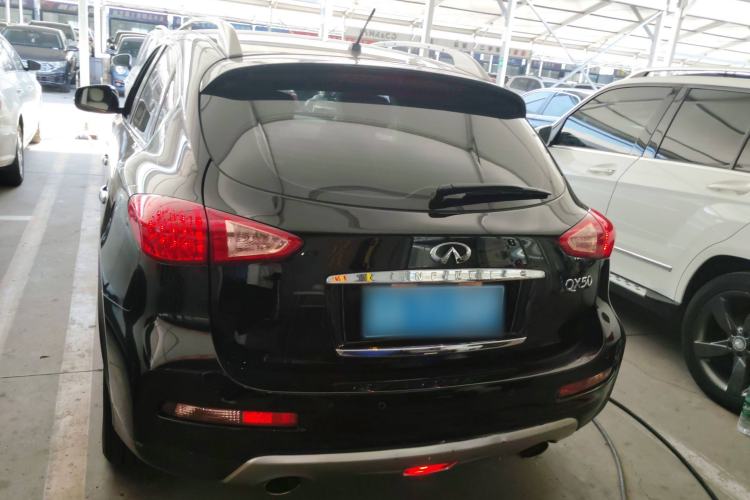 Used Infiniti QX50 2015 2.5L Comfort Edition
