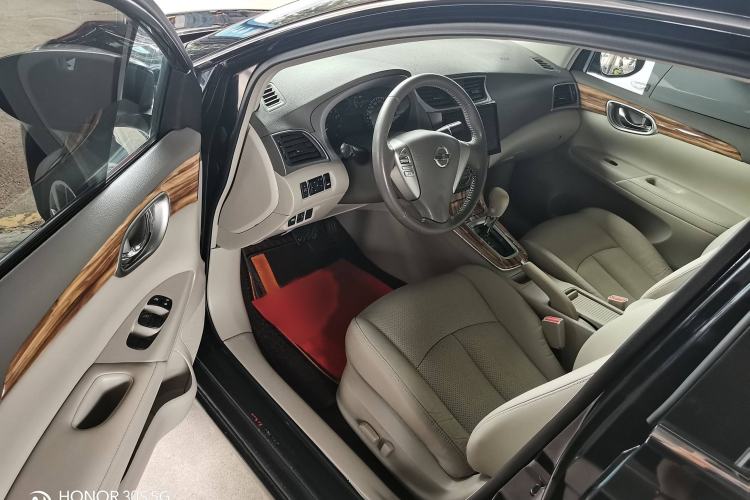 Used Nissan Sylphy 2014 1.6XV CVT Deluxe Edition
