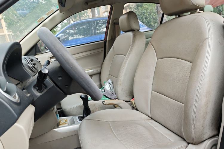 Used Changan Alsvin V3 2012 1.3L Manual Luxury Version China IV Standard
