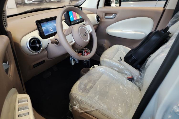 Used Wuling Hongguang MINIEV 2025 Four-Door Version Advanced Edition