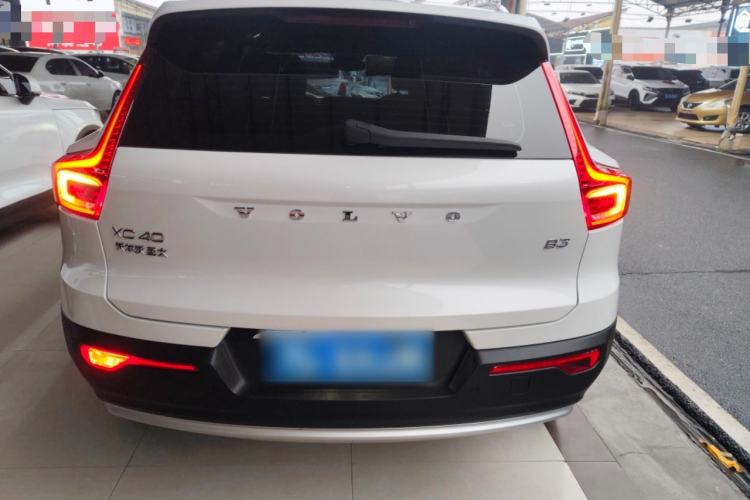 Used Volvo XC40 2023 B3 Zhiyuan Luxury Edition