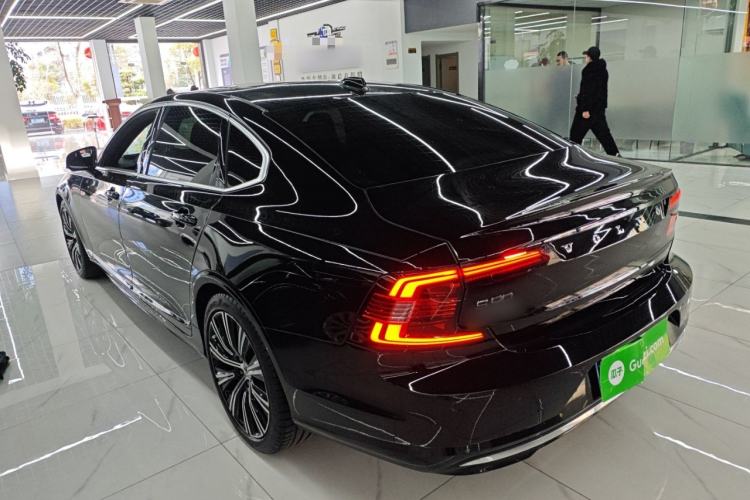 Used Volvo S90 2024 B5 Zhiyuan Luxury Edition
