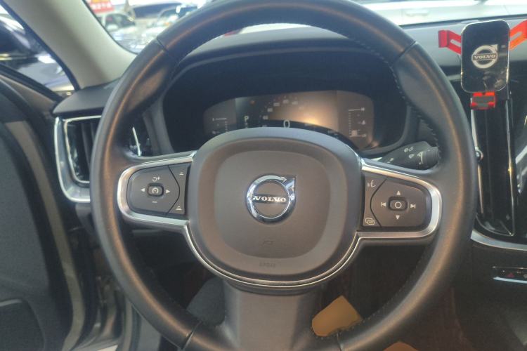 Used Volvo S60 2020 T4 Zhiyi Luxury Edition