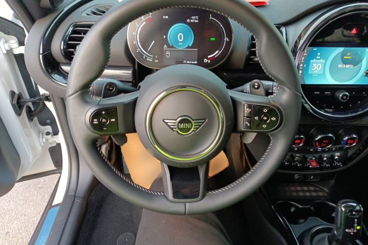 Used  Clubman 2023 Revised 2.0T COOPER S Connoisseur
