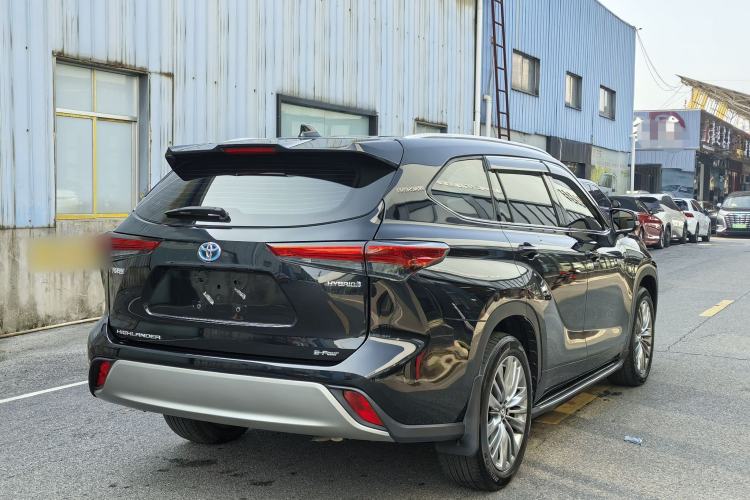 Used Toyota Highlander 2023 2.5L Smart Electric Hybrid Dual-Motor All-Wheel-Drive Luxury 7-Seater
