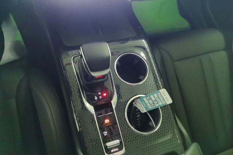 Used Hongqi HS3 2023 1.5T Two-Wheel Drive Shanwei Edition
