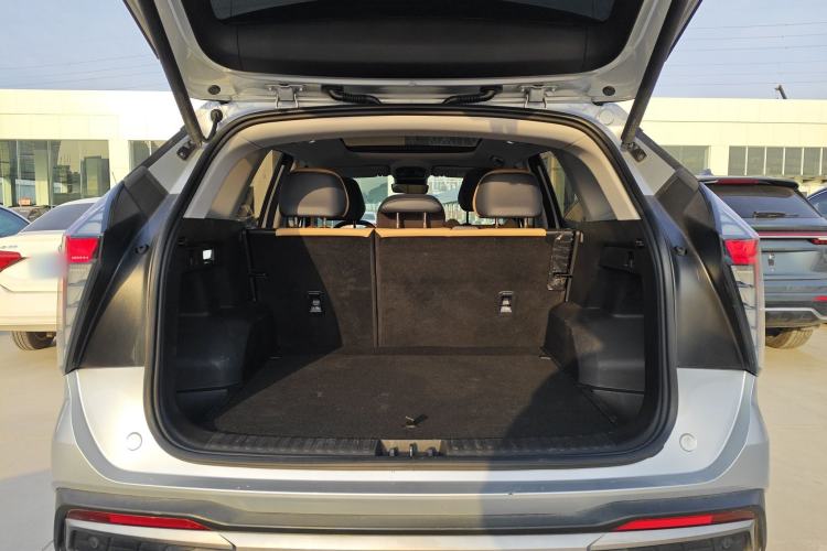 Used Geely Auto FX11 2023 1.5TD DCT Prestige Edition
