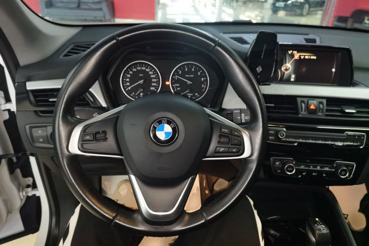 Used BMW X1 2016 sDrive18Li Premium Edition
