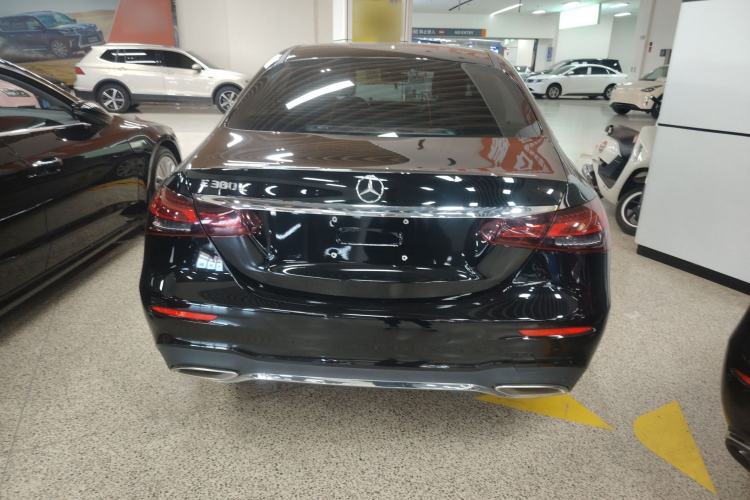 Used Mercedes-Benz E-Class 2021 Restyled E 300 L Sporty and Stylish Edition
