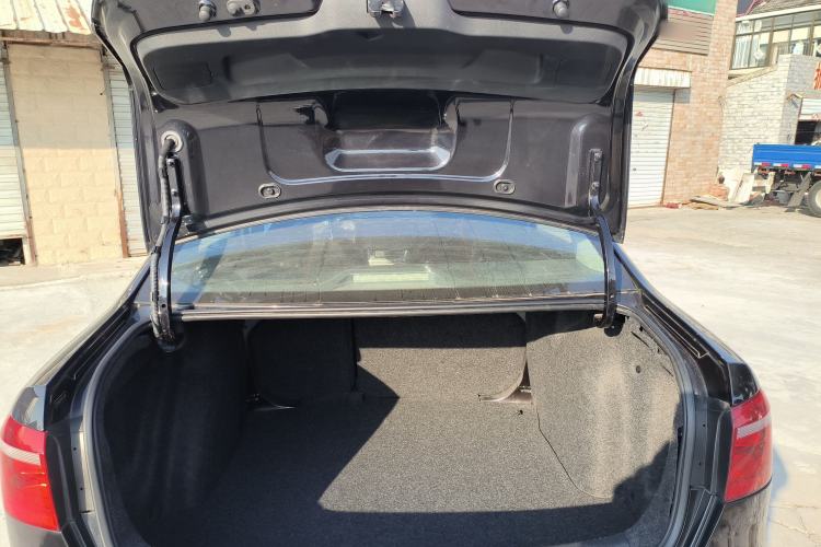 Used Volkswagen Lavida 2013 Restyled Classic 1.6L Automatic Comfort Edition
