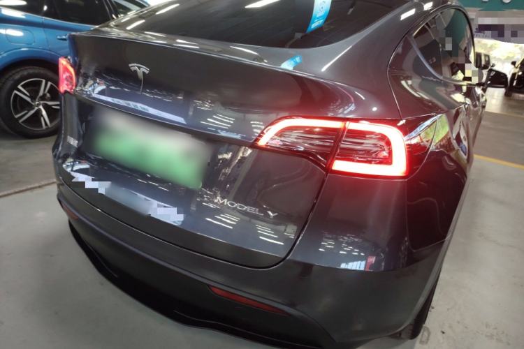 Used Tesla Model Y 2023 Rear-Wheel-Drive Version