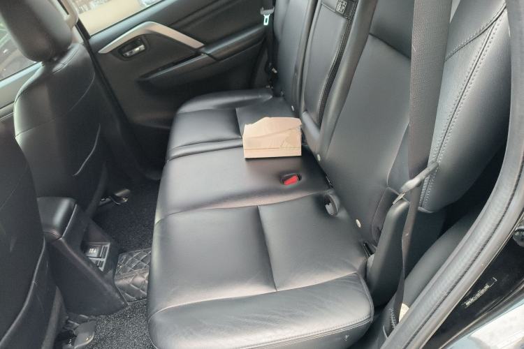 Used Mitsubishi Pajero Sport 2020 3.0L Luxury Edition
