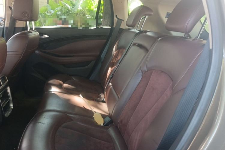 Used Buick Envision 2016 20T Two-Wheel-Drive Elite Model
