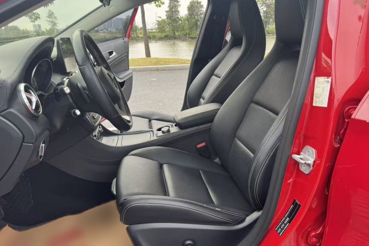 Used Mercedes-Benz GLA 2016 GLA 200 Fashion Model
