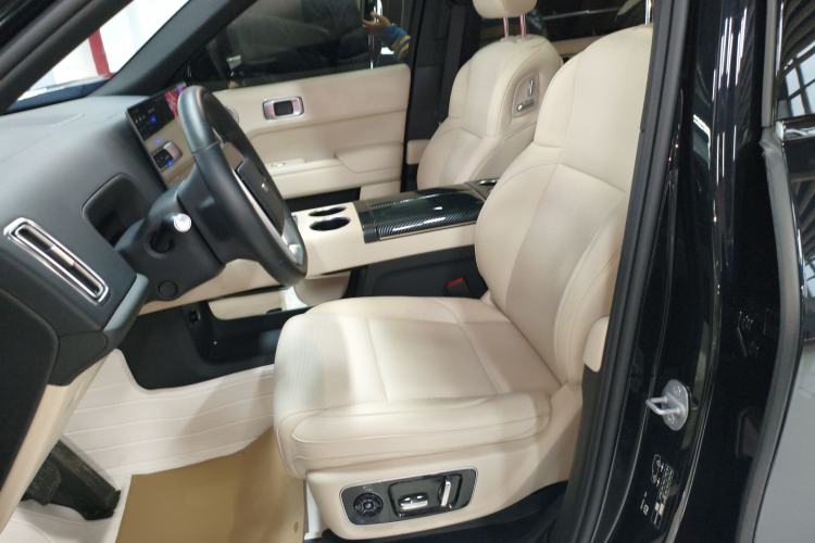 Used Li Auto L9 2022 Max model
