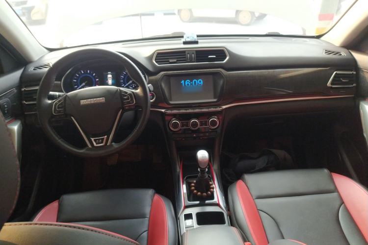 Used Haval H2 2018 Blue Label 1.5T Manual Two-Wheel Drive Luxury Model