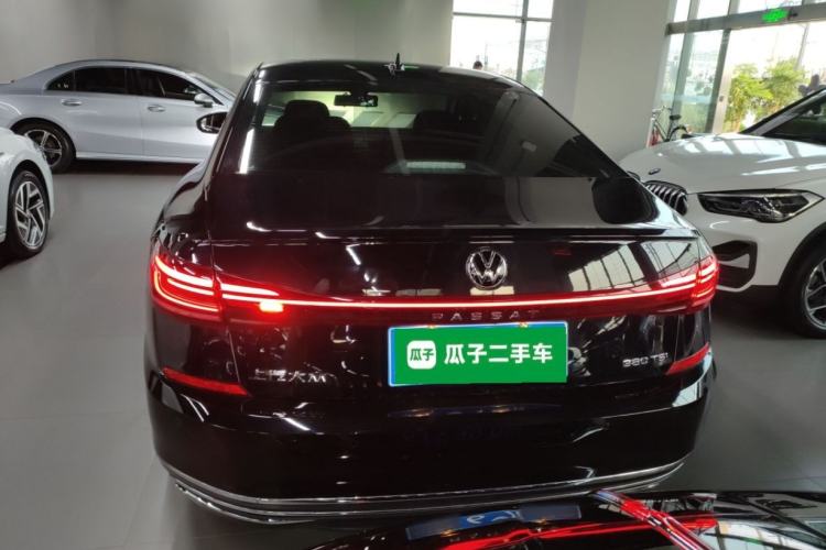 Used Volkswagen Passat 2024 380TSI Dragon Glory Edition
