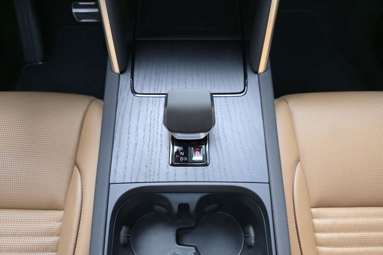 Used Land Rover Discovery Sport 2024 Luxury Custom Edition