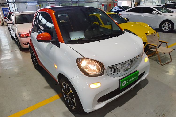 Used  fortwo 2015 1.0L 52 kW Hardtop Passion Edition
