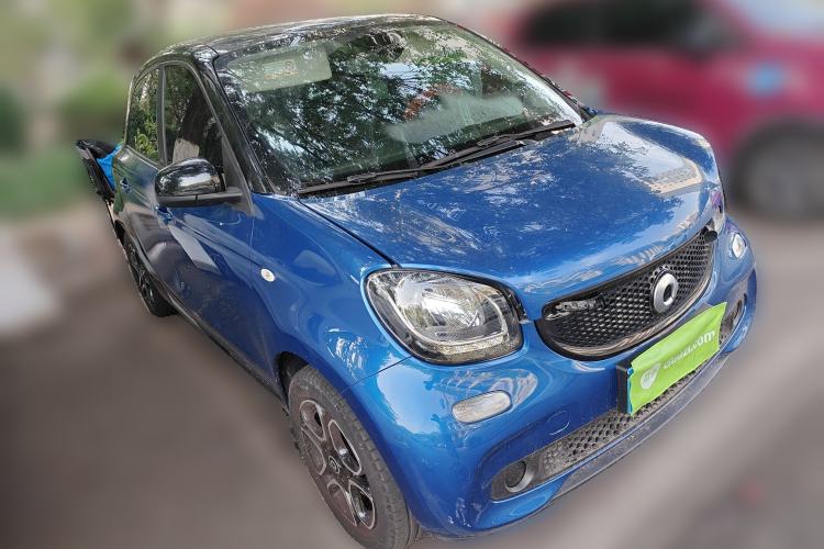 Used  forfour 2016 0.9T 66 kW Pioneer Edition