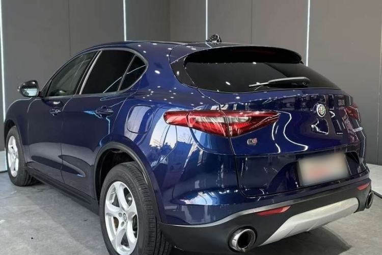 Used Alfa Romeo Stelvio 2017 2.0T 200HP Elite Edition