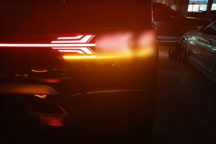 Used Denza D9 2022 DM-i 970 Four-Wheel Drive Prestige Model