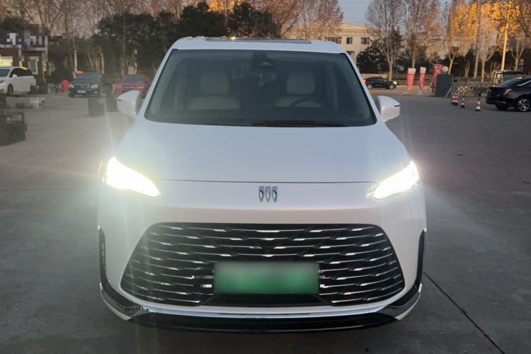 Used Buick GL8 New Energy 2025 Lu Shang Luxury Edition 7-Seater