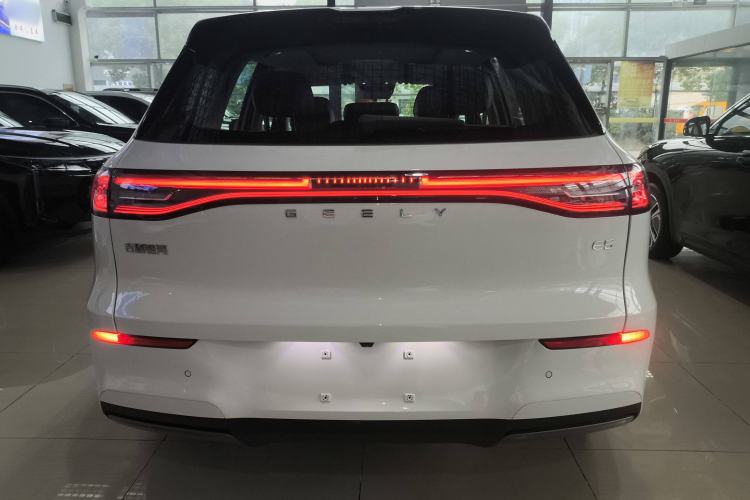 Used  E5 2024 440km Exploration Version
