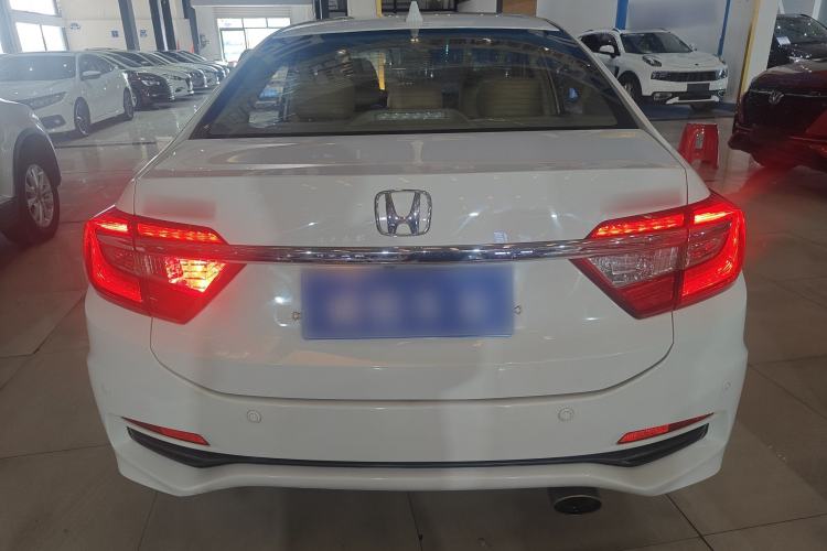 Used Honda Crider 2015 1.8L Automatic Luxury Edition
