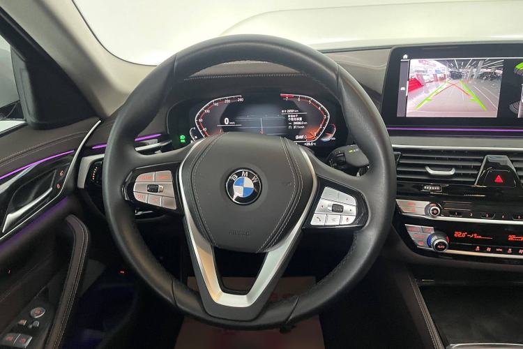 Used BMW 5 Series 2022 Second Facelift 525Li Luxury Package
