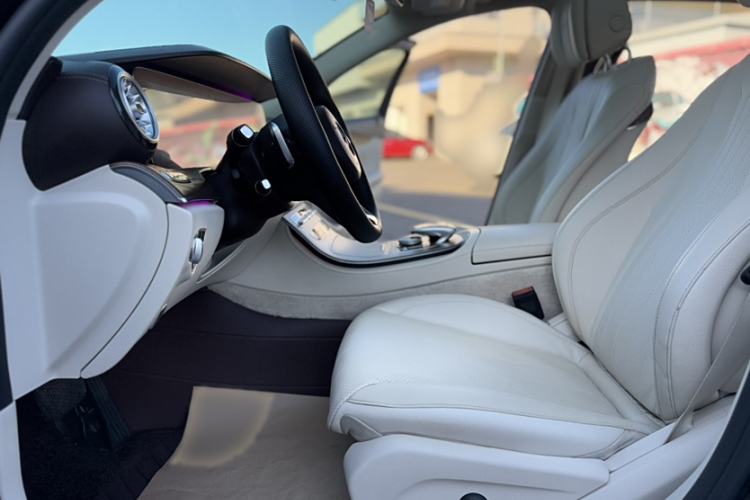 Used Mercedes-Benz E-Class 2016 E 300 L Stylish Model
