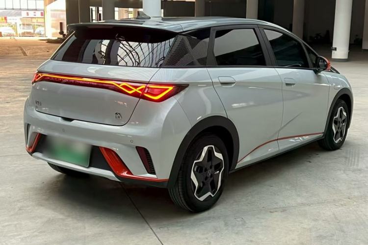 Used BYD Dolphin 2021 405 km Free Version
