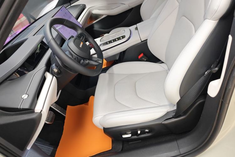 Used  SU7 2024 Four-Wheel-Drive Max Founder's Edition