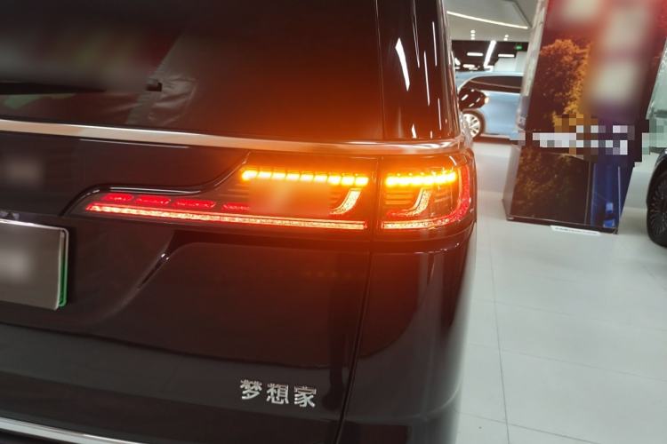 Used VOYAH Dream 2022 Low-Carbon Edition Plus Intelligent Driving Package
